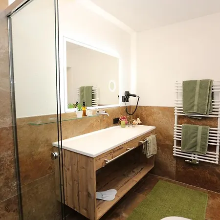 Apartmenthaus Sonnenhof 公寓 *